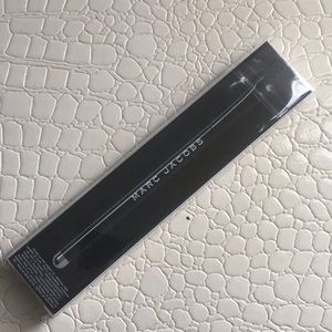 Marc Jacobs The Shadow Brush